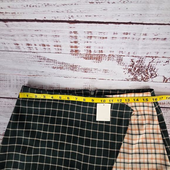 Urban Outfitters Plaid Mini Skirt Sz M Mixed Patchwork Light Academia Preppy NWT - Picture 9 of 11